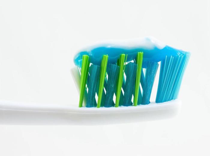 Manual or electric toothbrush - which one is better?
